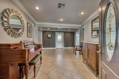 8125 N 10th Place, Phoenix, AZ 85020 - photo 6