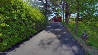 FORSYTHIA LINED DRIVEWAY