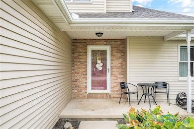 516 Cranberry W, Findlay, OH 45840 - photo 3