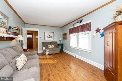 28 S Barrett Ave, Audubon, NJ 08106 - photo 4
