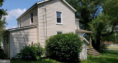 49 Waterfall Rd, Chester Gap, VA 22623 - photo 3