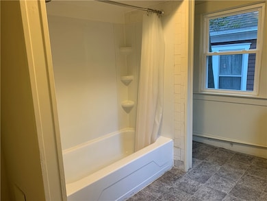 43 Spruce St unit 4, Oneonta, NY 13820 - photo 5