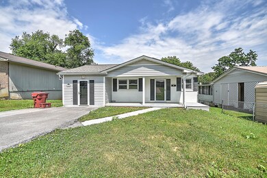 1505 E Holston Ave, Johnson City, TN 37601 - photo 2