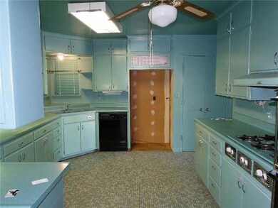 1714 N Oklahoma Ave, Shawnee, OK 74804 - photo 7