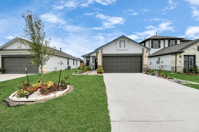 118 Tejas Village Pkwy, Beasley, TX 77417 - photo 2