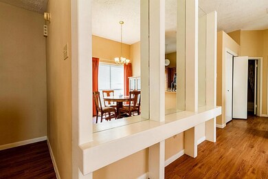 8426 Summertree Dr, Houston, TX 77040 - photo 7