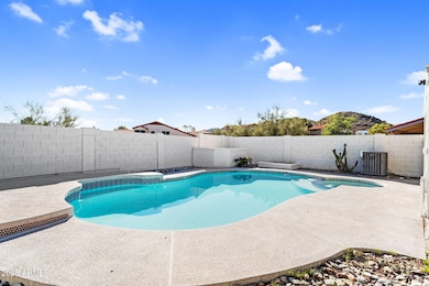 4507 E Monte Way, Phoenix, AZ 85044 - photo 2