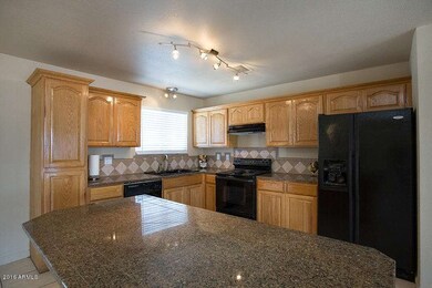 8935 N 17th Dr-9