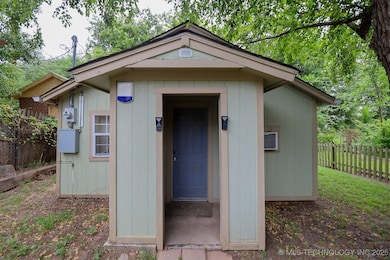 521 S 40th West Ave, Tulsa, OK 74127 - photo 2