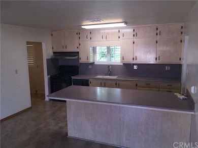 Open Kitchen