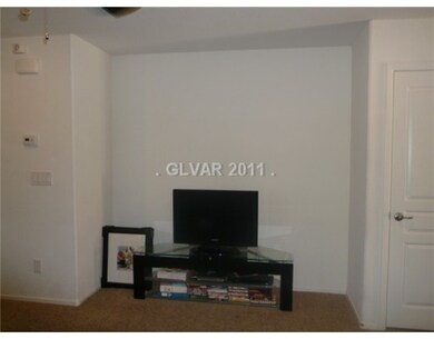 Interior Space/Layout. Spacious Media Nook