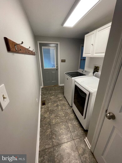 12057 Cove Rd, Clear Spring, MD 21722 - photo 7