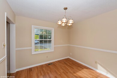 808 Oakwood Ave, Jacksonville, NC 28546 - photo 4