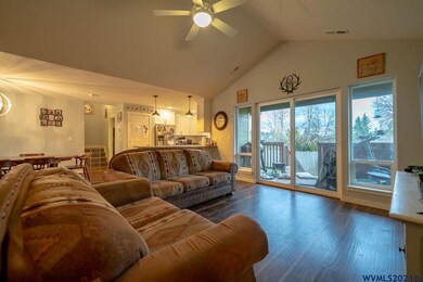 38760 SW 2nd Ave, Scio, OR 97374 - photo 2