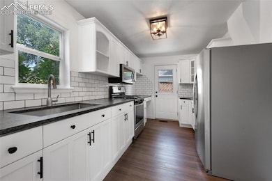 634 N Corona St, Colorado Springs, CO 80903 - photo 3