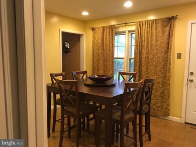 27 Peartree Ln, Willingboro, NJ 08046 - photo 5