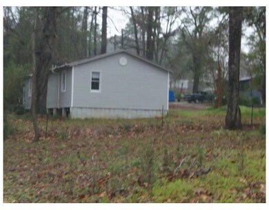 201 Hayes Dr, Pineville, LA 71360 - photo 2