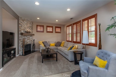 28167 Samantha Ct, Santa Clarita, CA 91350 - photo 4