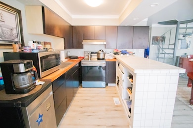 658 Lakeview Village Dr, Prestonsburg, KY 41653 - photo 2