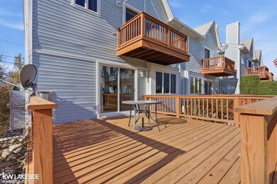 140 Kenyon Rd unit 40, Algonac, MI 48001 - photo 6