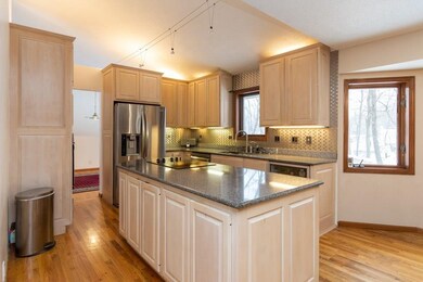 2600 Alpine Ct NE, Cedar Rapids, IA 52402 - photo 7