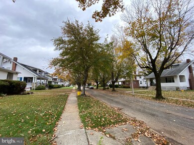 3502 Cedardale Rd, Baltimore, MD 21215 - photo 3