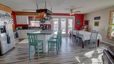 Kitchen Dining 2