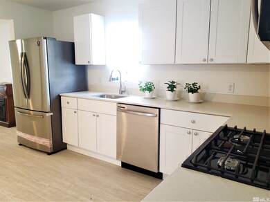 1024 Lay St, Winnemucca, NV 89445 - photo 7