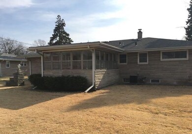 312 W 55th Ln, Merrillville, IN 46410 - photo 5