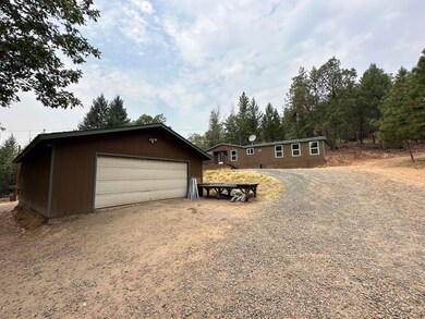 detached garage