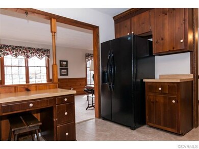 10564 Ashburn Rd, North Chesterfield, VA 23235 - photo 6