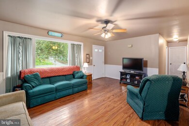 22 Poplar Rd, Boyertown, PA 19512 - photo 5