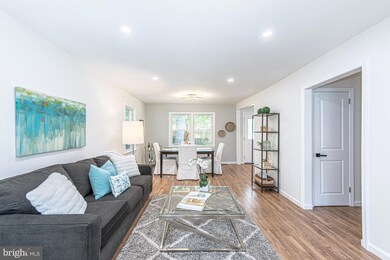 13305 Parkland Dr, Rockville, MD 20853 - photo 4