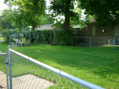 1010 S 11th St, Grand Forks, ND 58201 - photo 5