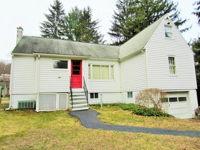 318 S Turnpike Rd, Dalton, PA 18414 - photo 2