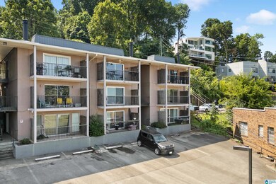 2401 Arlington Crescent unit F, Birmingham, AL 35205 - photo 2