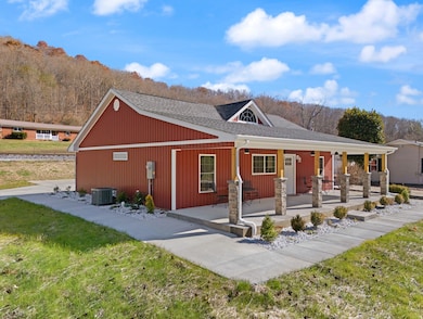 5211 Kentucky 11, Girdler, KY 40943 - photo 3