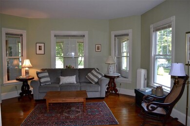 30 Bancroft St, Portland, ME 04102 - photo 6