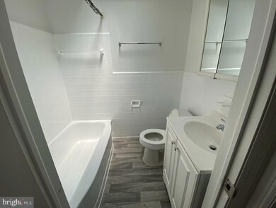 24 Ashbourne Rd unit 334, Darby, PA 19023 - photo 7