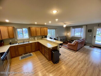 Hicks - Kitchen:Dining