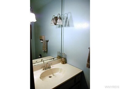 878 Ohio St, North Tonawanda, NY 14120 - photo 5