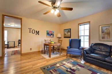 724 W 3 St, Cedar Falls, IA 50613 - photo 6