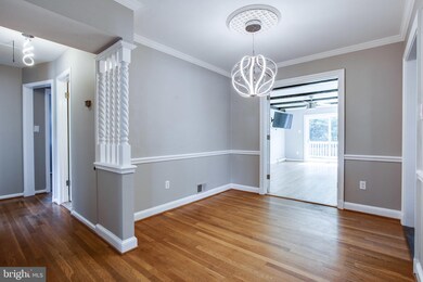 410 Yeonas Dr SW, Vienna, VA 22180 - photo 4