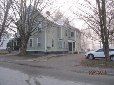 10 Bond St, Claremont, NH 03743 - photo 3