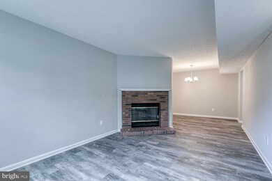 14001D Grumble Jones Ct, Centreville, VA 20121 - photo 6