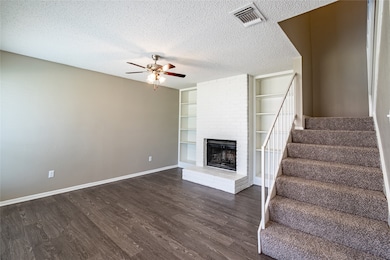 806 Treadwell Ct unit 804A, Hurst, TX 76053 - photo 4