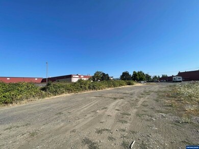 3005 Portland Rd NE, Salem, OR 97301 - photo 5