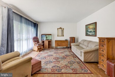 4411 Mays Ave, Reading, PA 19606 - photo 3