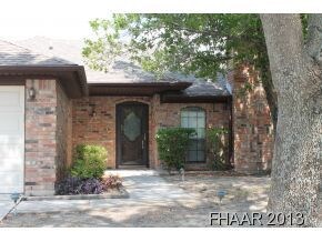111 E Blancas Dr, Copperas Cove, TX 76522 - photo 2