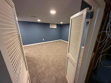 542 Clairbrook Ave unit 11, Columbus, OH 43228 - photo 6